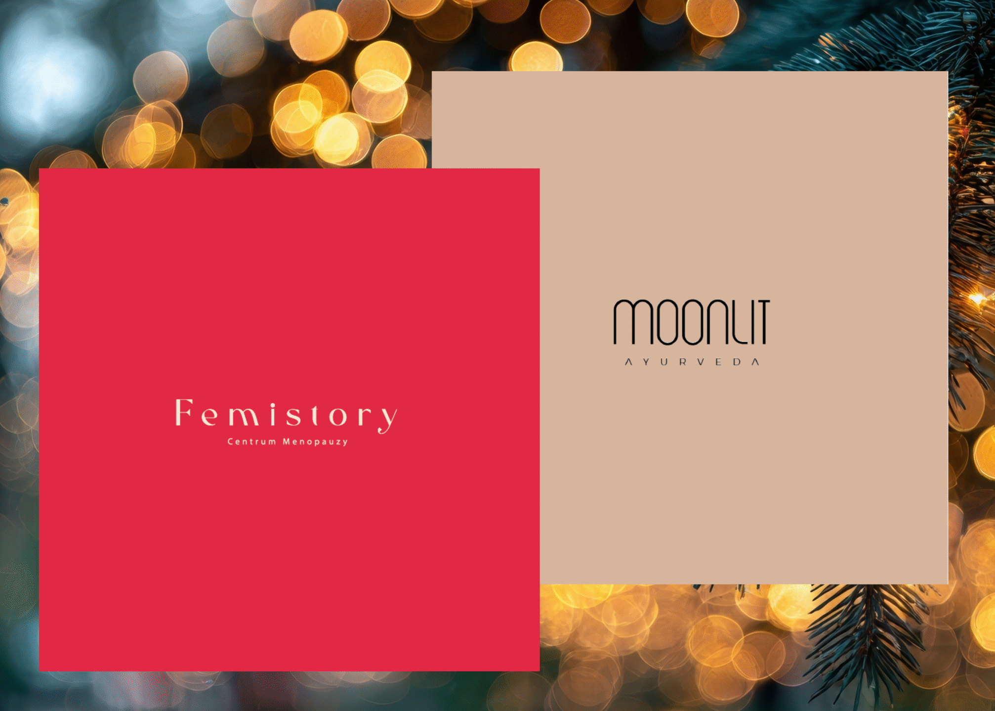 Na tle rozmytych świateł (wyglądających jak lampki choinkowe) i ciemnozielonych gałązek jodły pokazane są dwie karty podarunkowe. Po lewej stronie, na czerwonym tle, znajduje się logo Femistory z mniejszym tekstem poniżej: Centrum Menopauzy. Po prawej stronie, na beżowym tle, umieszczono logo Moonlit ze słowem AYURVEDA pod spodem. Oba mają elegancki, minimalistyczny styl.
